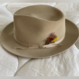 Stetson Stratoliner in Silverbelly Size 7 1/2